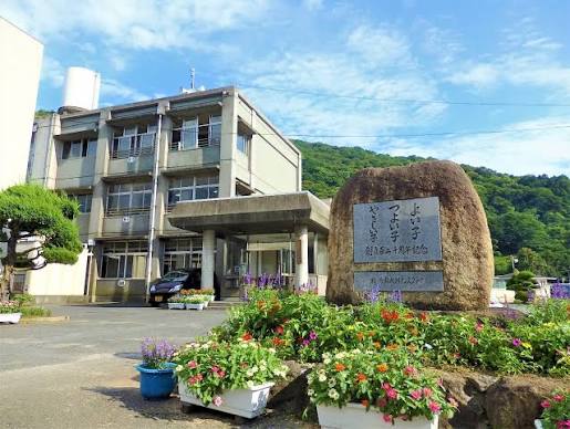 小学校　倉敷市立第三福田小学校（小学校）まで427m