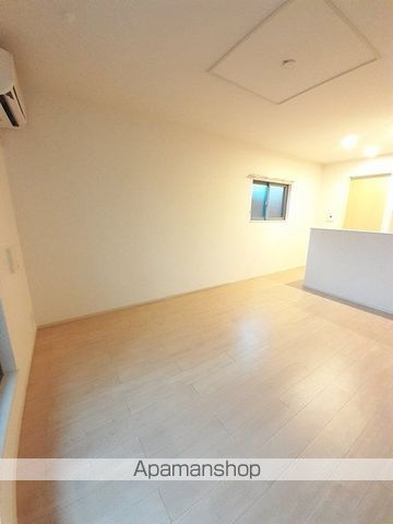ＪＲ久大本線 田主丸駅 徒歩12分 2階建 築9年の居間写真