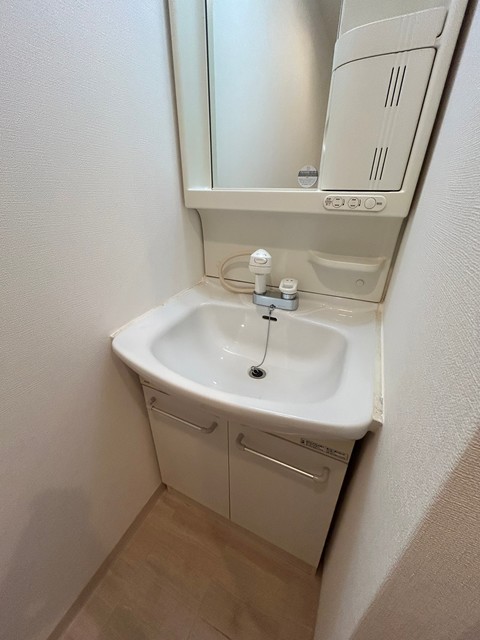 ミドエストツダの内装写真