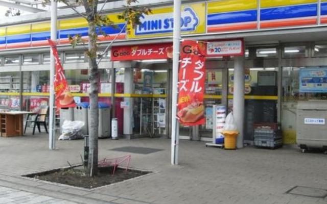 コンビニ　ミニストップ潮見駅前店（コンビニ）まで450m