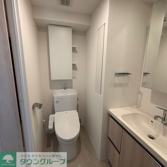 トイレ　※写真は同タイプ住戸です。