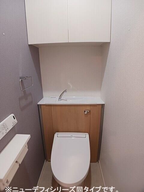 東京メトロ東西線 葛西駅 徒歩11分 2階建 築1年のトイレ写真
