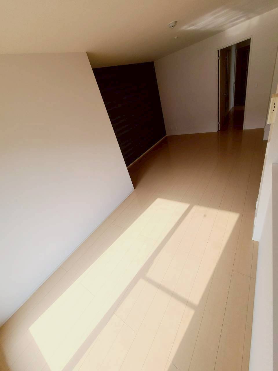 ピケルーナ西宮北口の居間写真