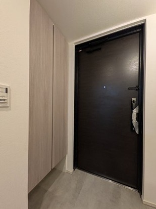ソラステージ横浜白楽の玄関写真