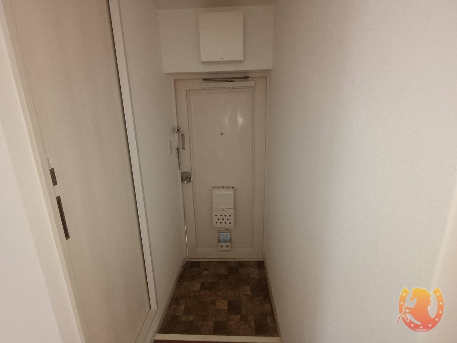 高津橋農住団地D棟の玄関写真