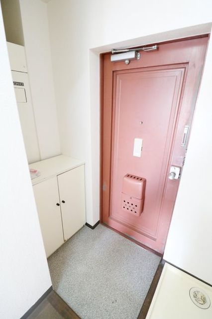 玄関　【玄関】※間取り・内装は現地優先