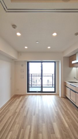 居室・リビング　開放感のあるゆったりとしたお部屋です♪