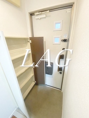 玄関　玄関です。