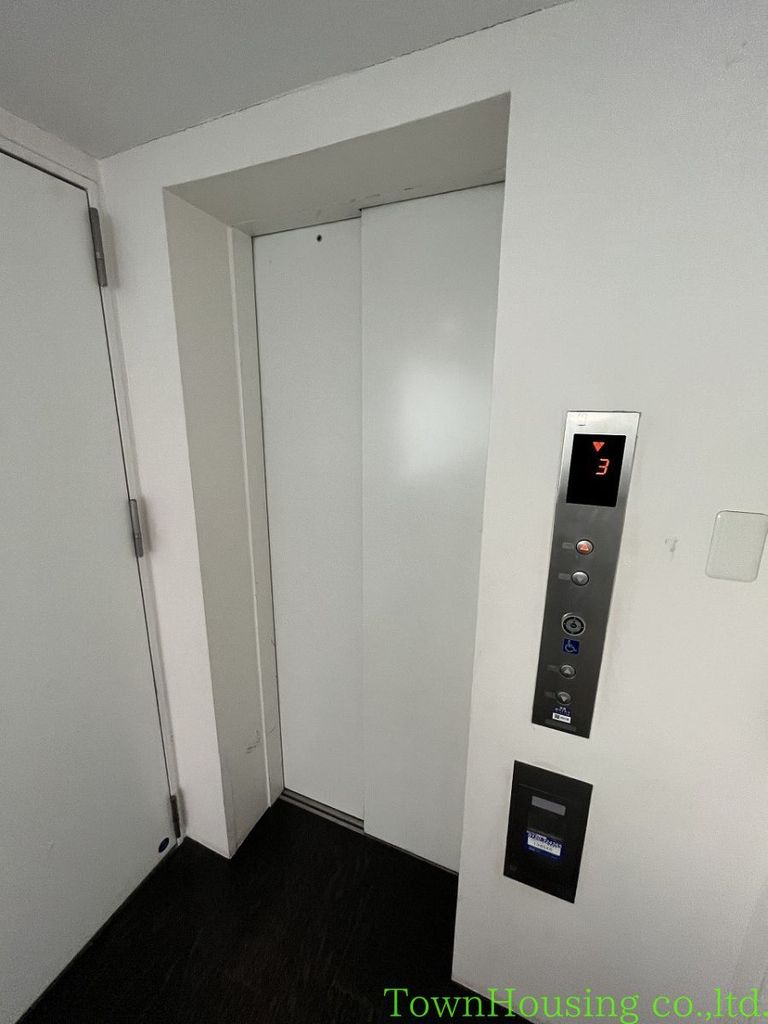 イプセ学芸大学の外観写真