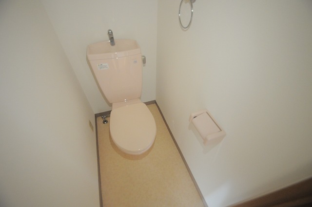 トイレ　※別部屋参考写真