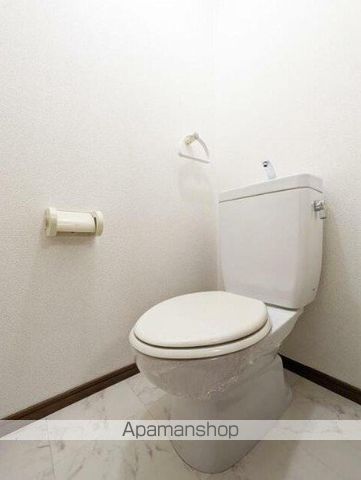 東急池上線 石川台駅 徒歩8分 3階建 築27年のトイレ写真