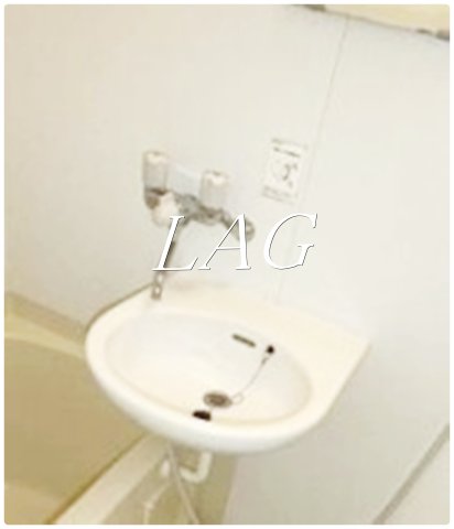 洗面設備　洗面台です。