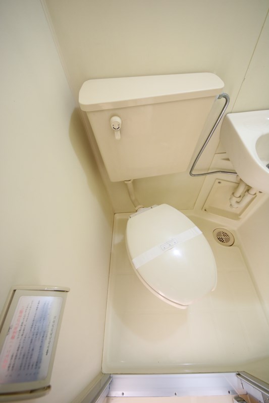 プリエールJR尼崎駅前のトイレ写真