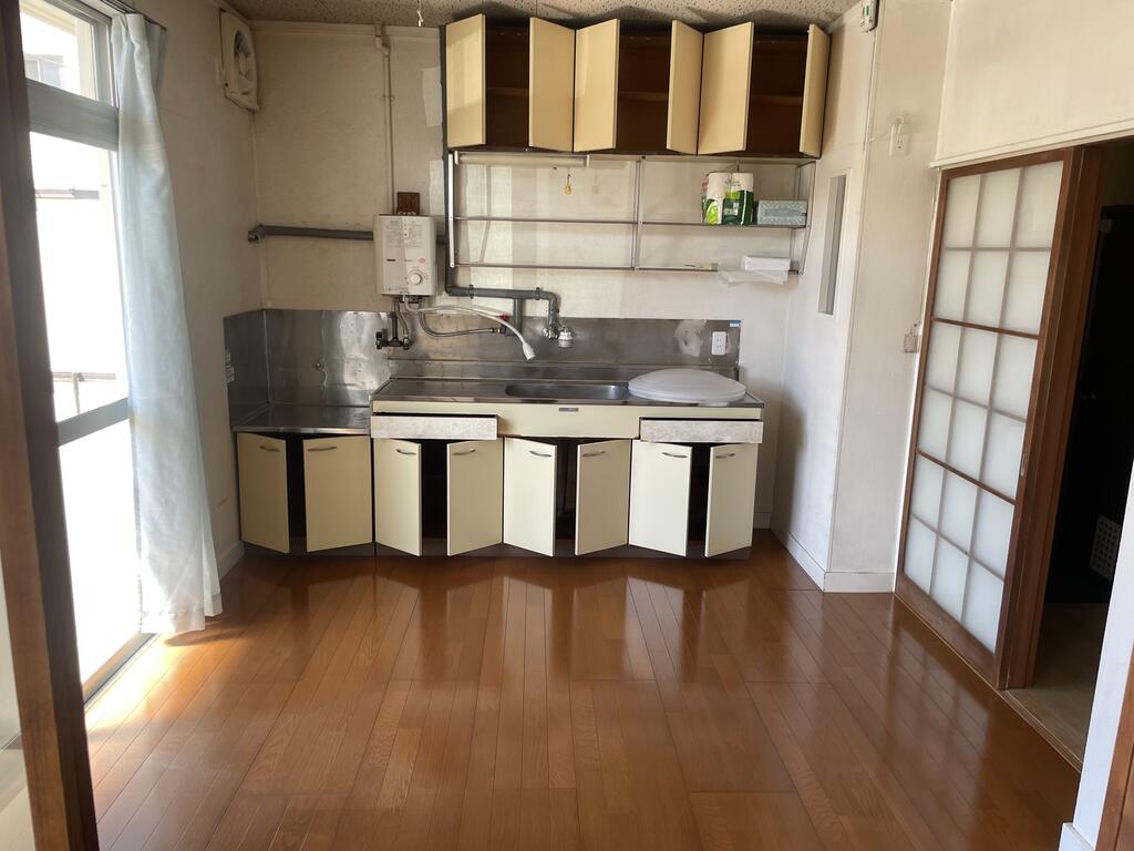 ＪＲ東海道本線 沼津駅 徒歩21分 2階建 築45年のキッチン写真
