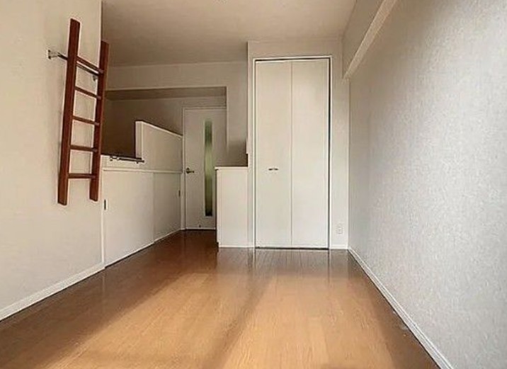 居室・リビング　別部屋参考写真となります。