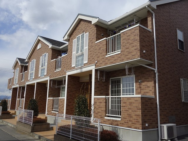 建物外観　サンリット　現地で待ち合わせでの案内も承ります。