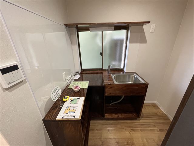 山本町北8丁目貸家のキッチン写真