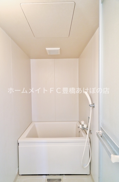 バス・シャワールーム　同型別部屋写真