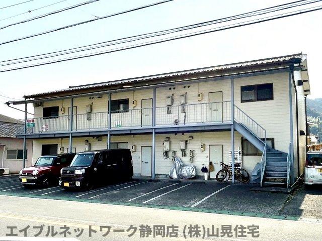 【静岡市葵区足久保口組のアパートの建物外観】