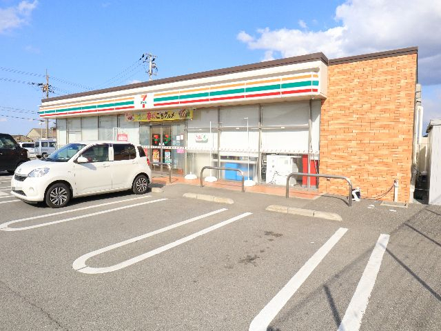 コンビニ　セブンイレブン 葛城勝根店（コンビニ）まで979m