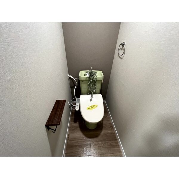 【ウィンザーK&Yのトイレ】