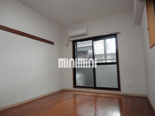 居室・リビング　エアコンついてます