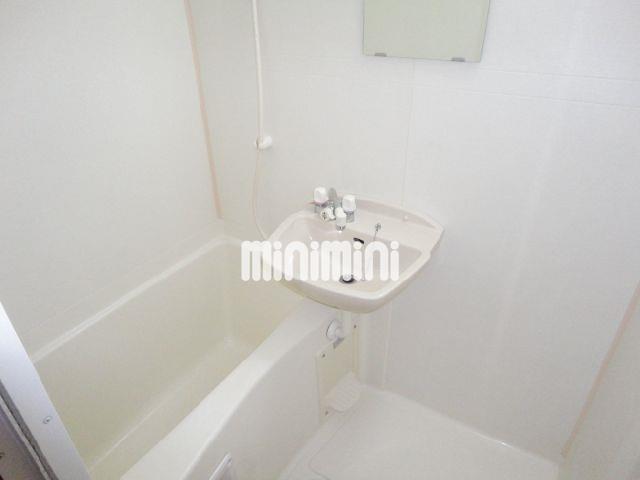 バス・シャワールーム　トイレ別で使いやすい