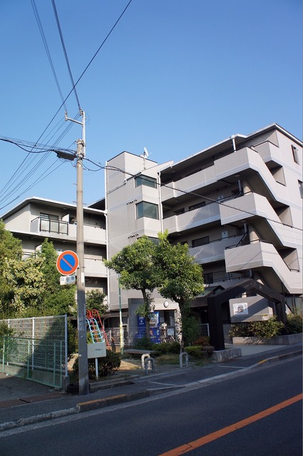 サンシャイン大和の建物外観