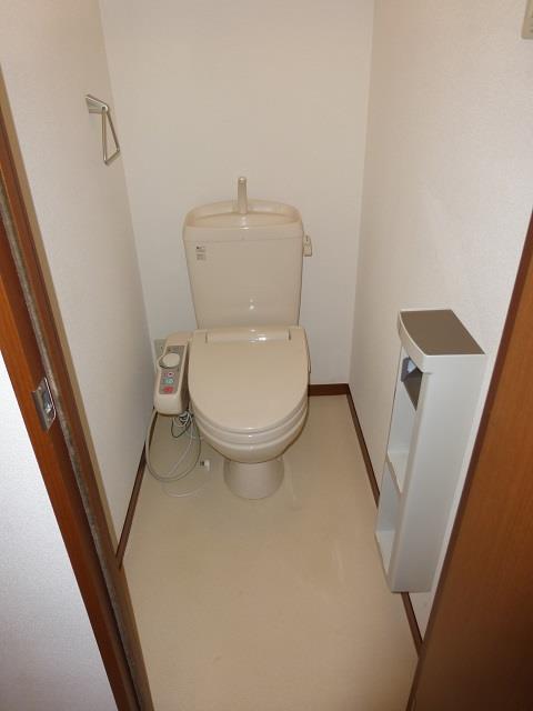 【グランコートＡのトイレ】