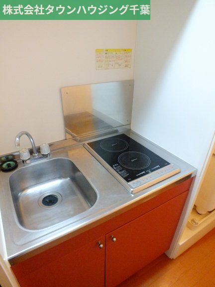 キッチン　2口電気コンロ