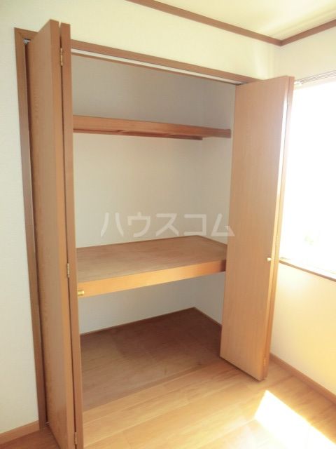 【カーサグランビューBの収納】