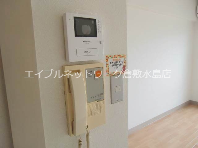 セキュリティ　モニター付きインターホン