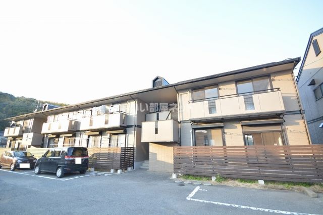 セジュール東山田II　B棟の建物外観