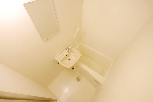 バス・シャワールーム　バスルーム