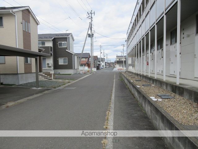 その他　周辺道路（その他）まで0m