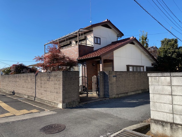 平柳町貸戸建の建物外観