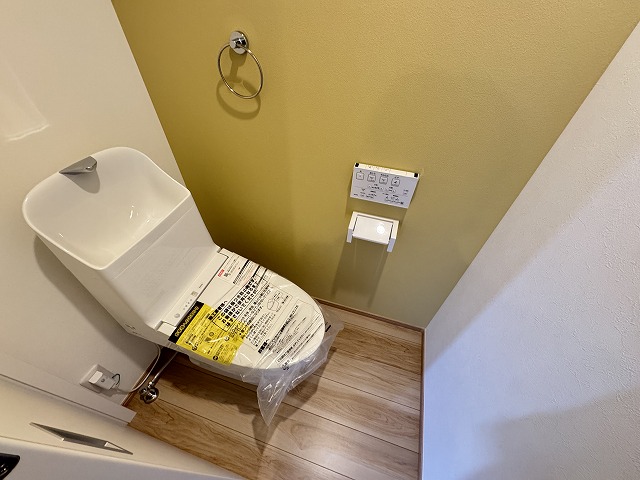 トイレ　※別部屋参考写真