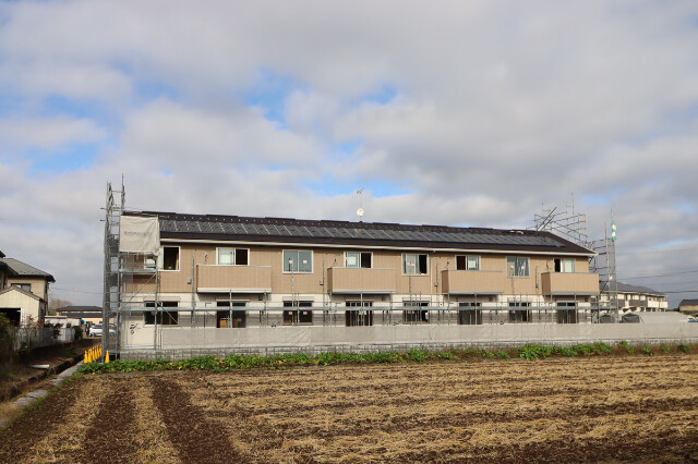 【筑西市稲野辺のアパートの建物外観】