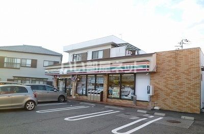 【沼津市松長のアパートのコンビニ】