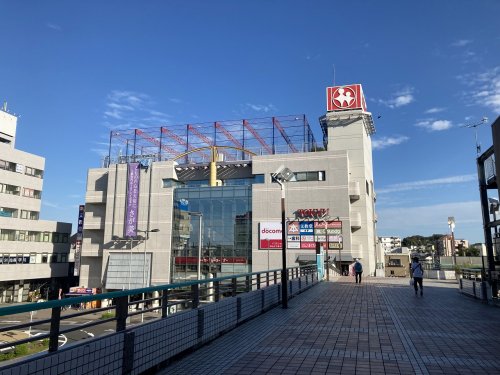 【横浜市緑区中山のマンションのショッピングセンター】