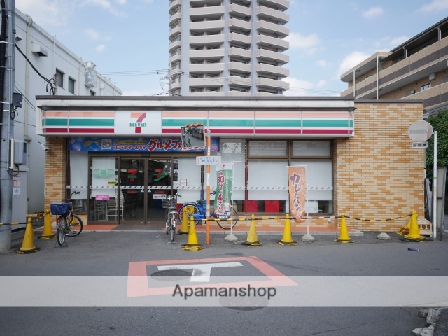 コンビニ　セブン－イレブン狭山ヶ丘駅西口店（コンビニ）まで741m