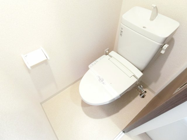 トイレ　詳細は、RISUMO江坂本店→06-6155-7137まで♪