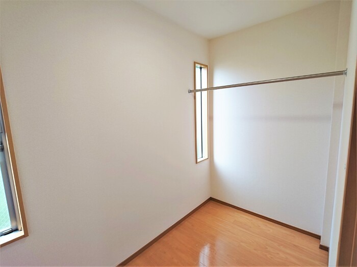 その他部屋・スペース　エアコン付きの洋室です。