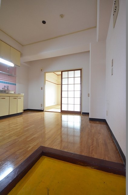 居室・リビング　別号室の写真です