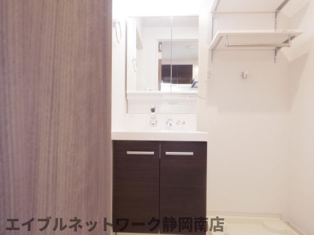 洗面設備　洗面所です