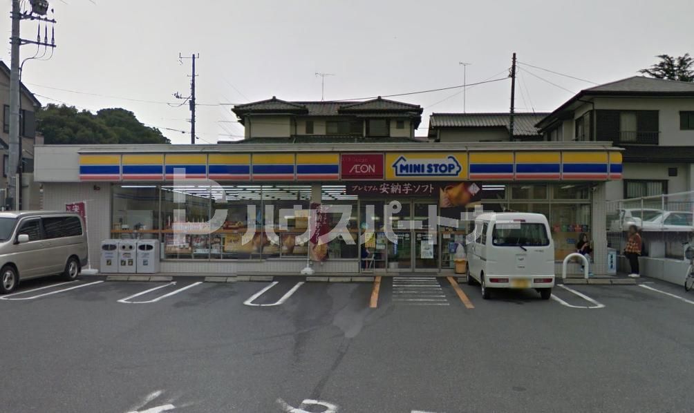 コンビニ　ミニストップ千葉検見川2丁目店（コンビニ）まで470m