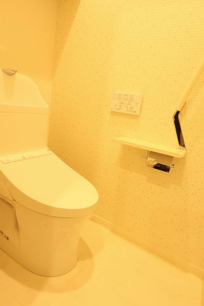 トイレ　トイレ