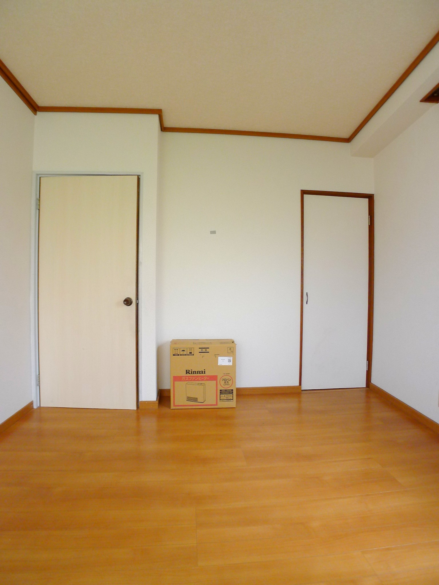 その他設備　ガスファンヒーターが新品設備！