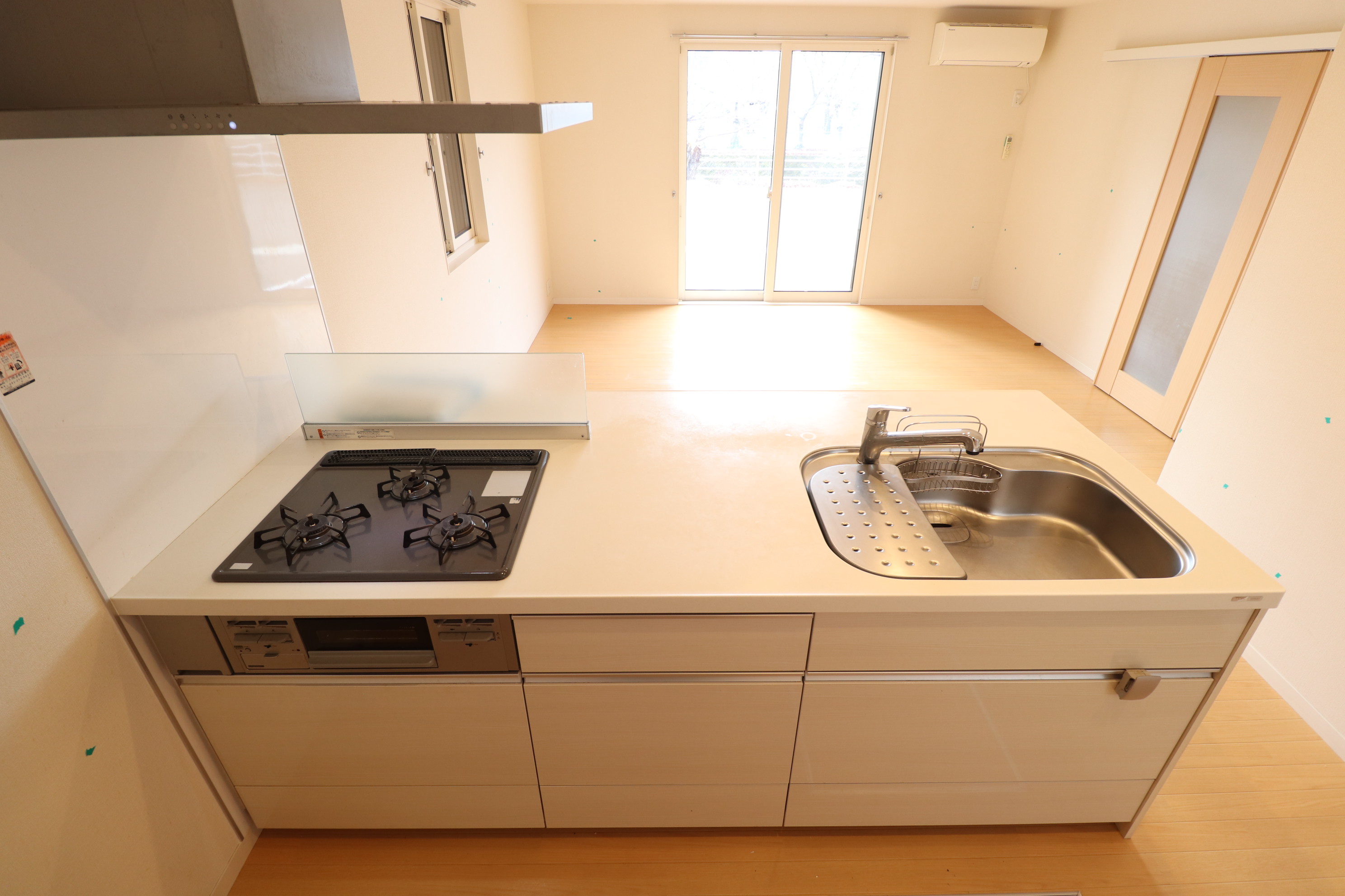 キッチン　3口コンロでオシャレなキッチン♪