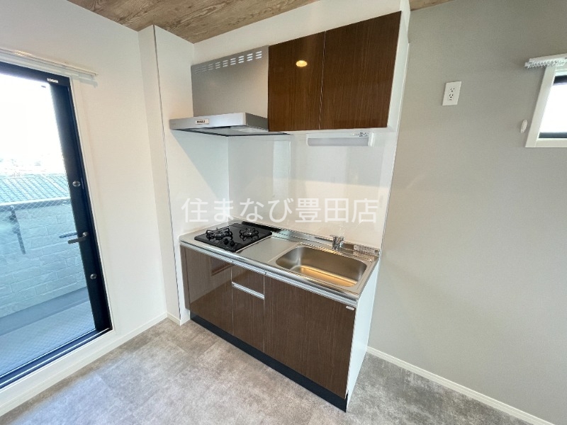 キッチン　別部屋同型タイプ